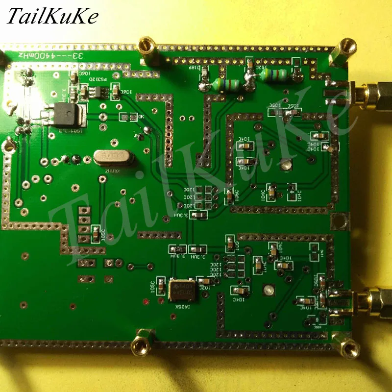Простой частотный спектр D6 V2.03B ADF4351 VFO источник \ маленький ручной