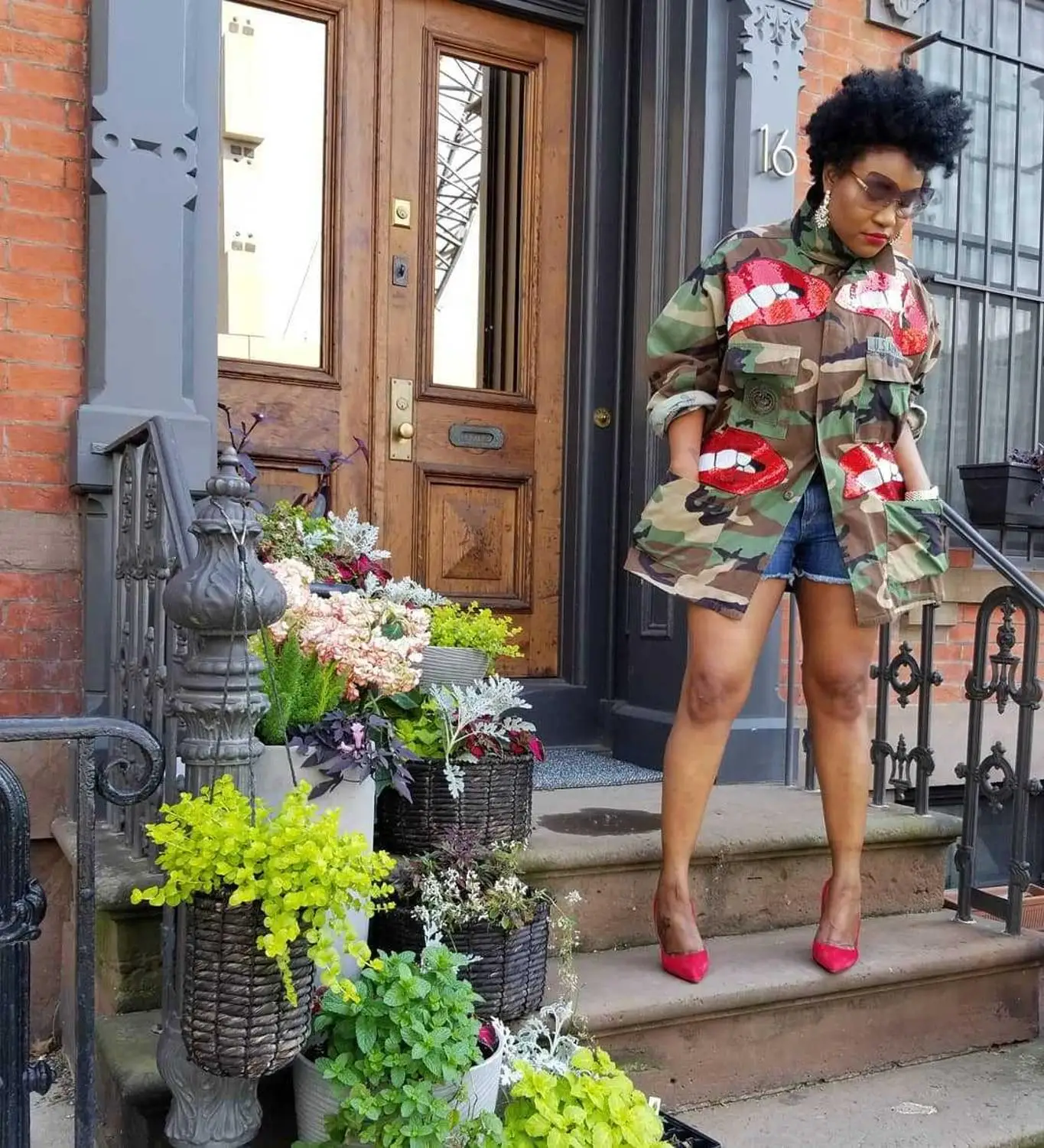 

Green Camouflage Printed Coat Autumn Winter Hot Sale Sparkle Red Sequins Patchwork Pockets Long Jackets Plus Size S---6XL 2020