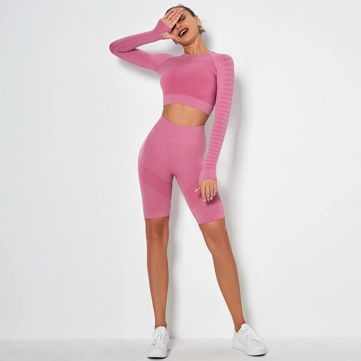 

1216NS Yoga suit running sweat e Fitness Yoga shorts custom logo print on product and package from 1pc dropship