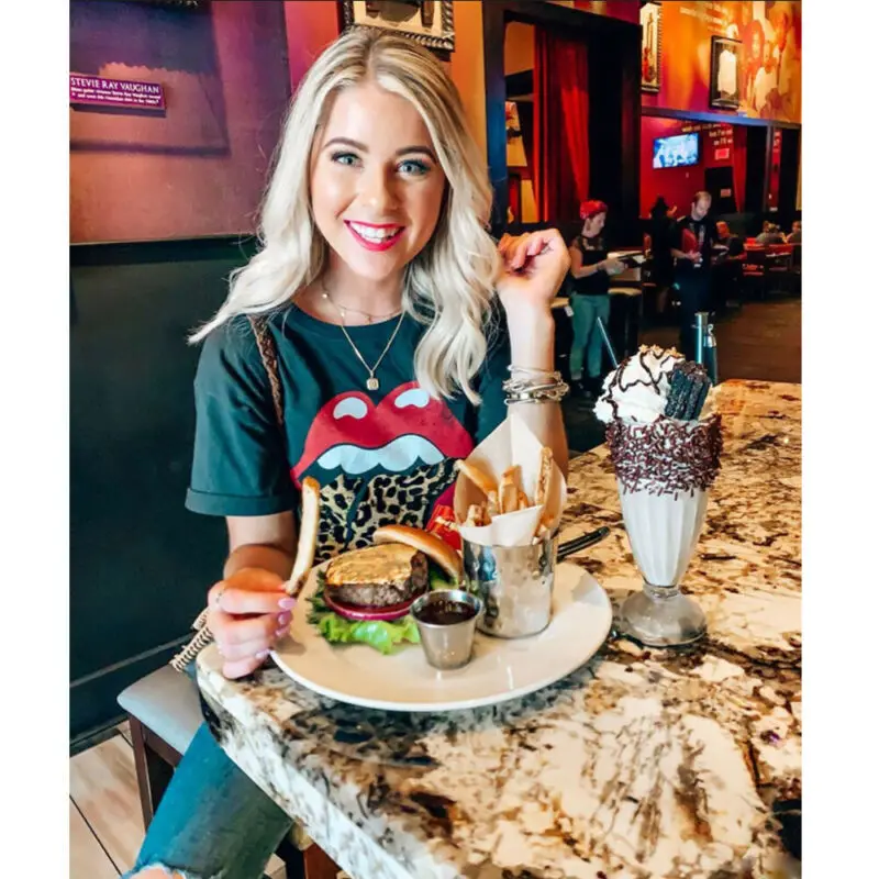 Женская футболка с короткими рукавами летняя повседневная свободная круглым