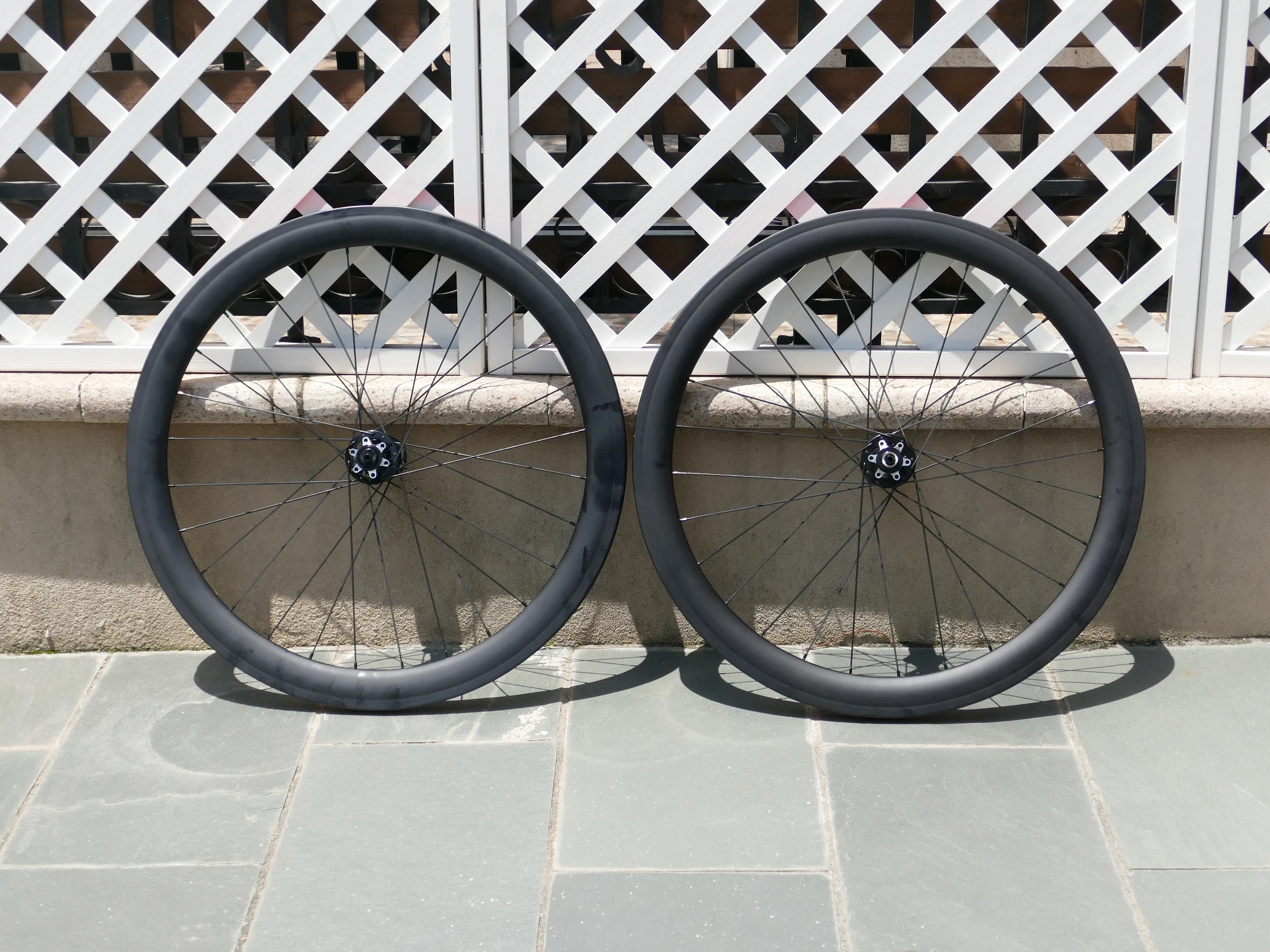 

Pair Ultra Light Wheel 50mm Full Carbon Road Cyclocross Bike Clincher Wheelset Disc Brake Thru Axle Front 100*12mm Rear 142*12mm