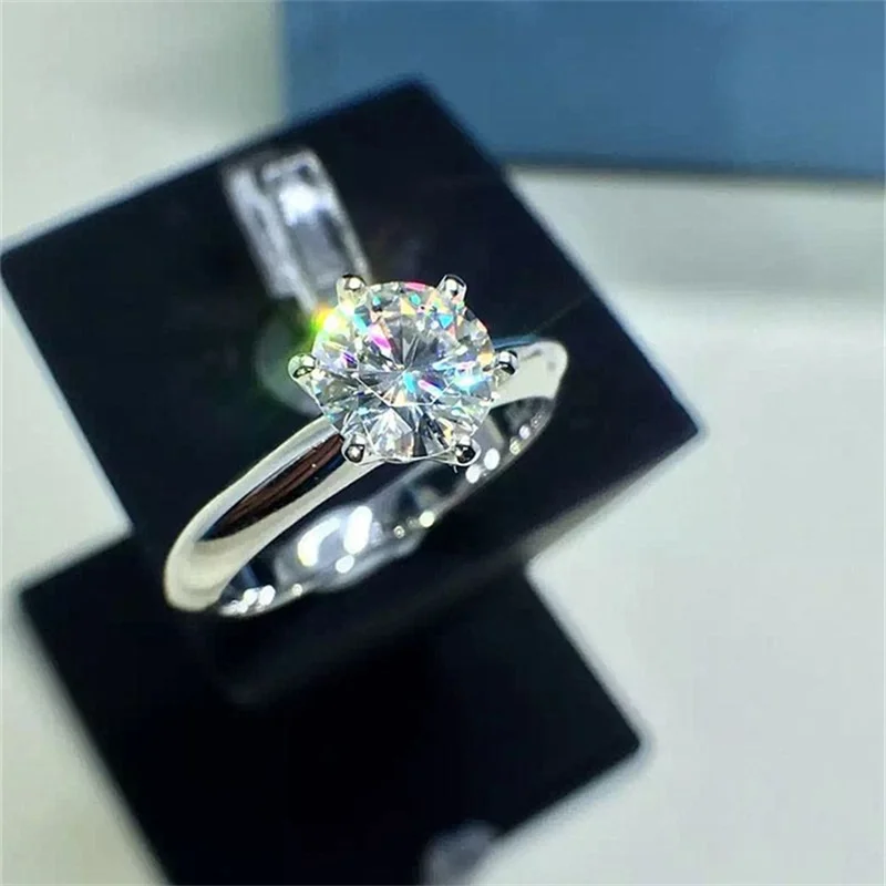 

Luxury Classic 1 Carat Lab Diamond Ring 925 Sterling Silver Filled With S925 Stamp White Gold Pt Wedding Rings For Women Gift