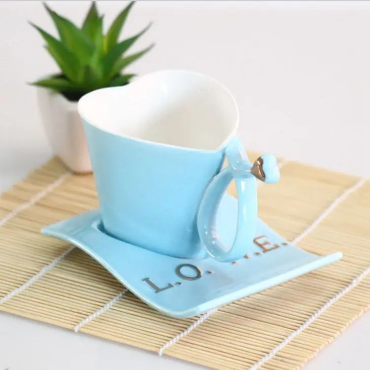 

Creative heart shaped ceramic coffee cup with plate Valentine's Day gift coffee cup