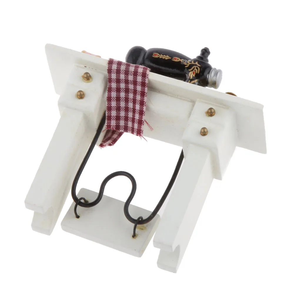 Детская миниатюрная швейная машинка в масштабе 1:12 для кукольного домика