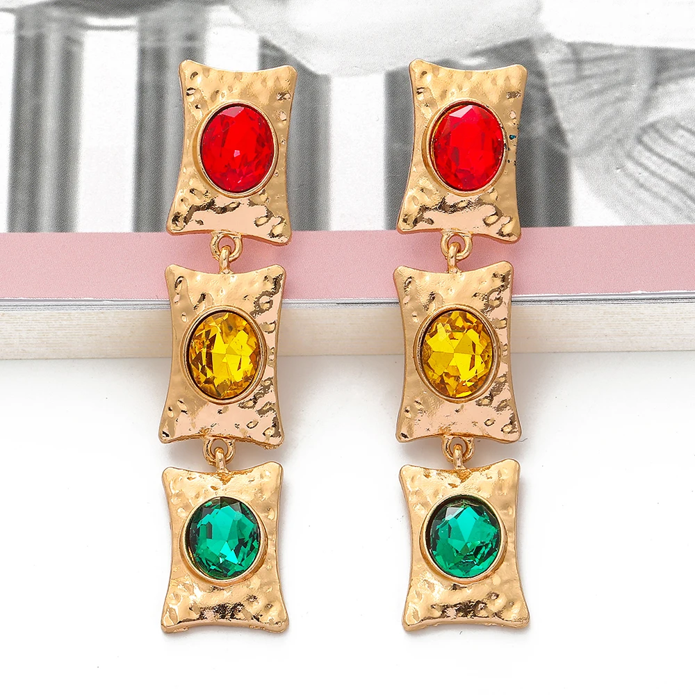 

Wholesale New Dangle Earrings Women Punk Rhinestone Rainbow Geometric Hanging Earrings 2021 Jewelry Accessories Dropshipping