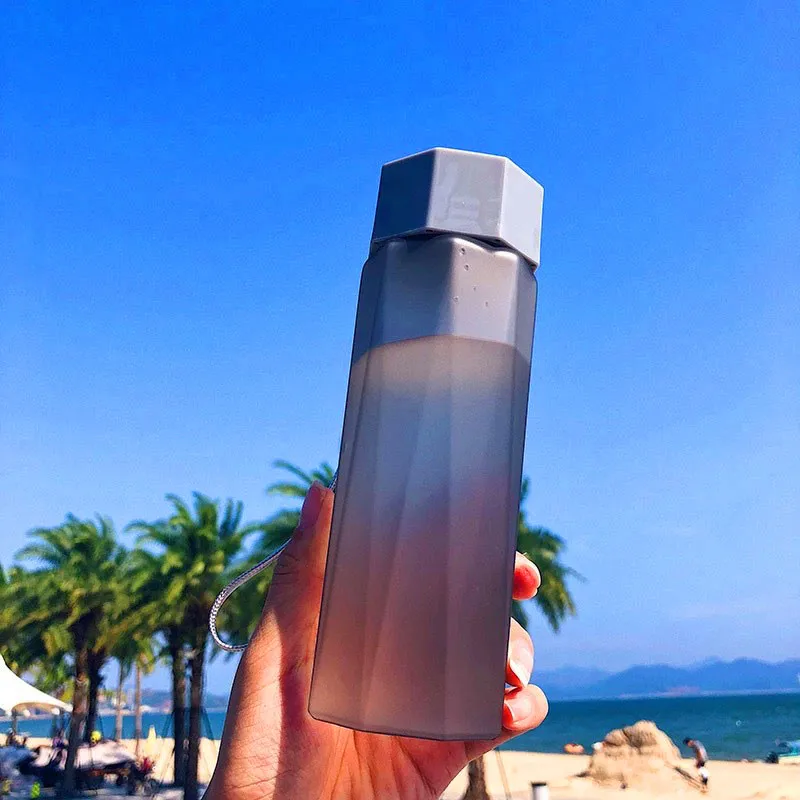 380 мл матовое бутылки с водой 4-Цвет украшением в виде кристаллов для воды