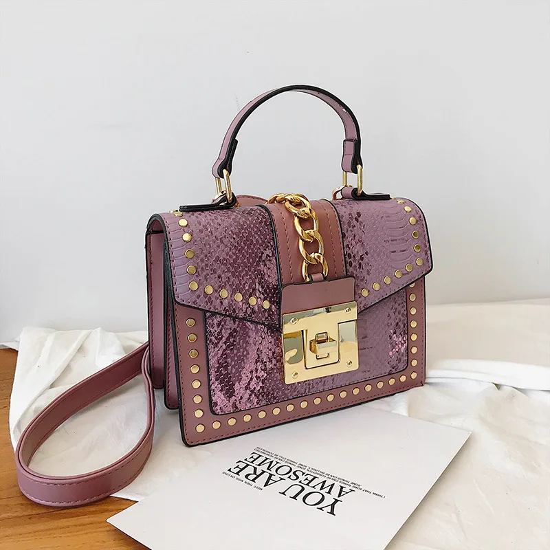 

New Women Vintage Shoulder Bag Retro Serpentine Crossbody Messenger Bag Girls Fashion Snake Shape Shoulder Bag Handle Chain Bags