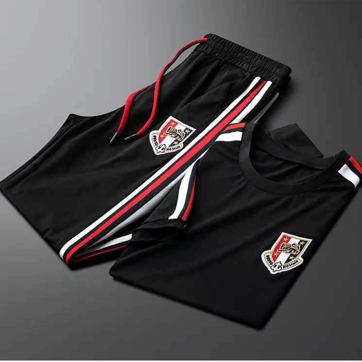 

2021 senior men's and women's summer white leisure sports Outfits men's short sleeve slim fit clothing handsome two-piece set