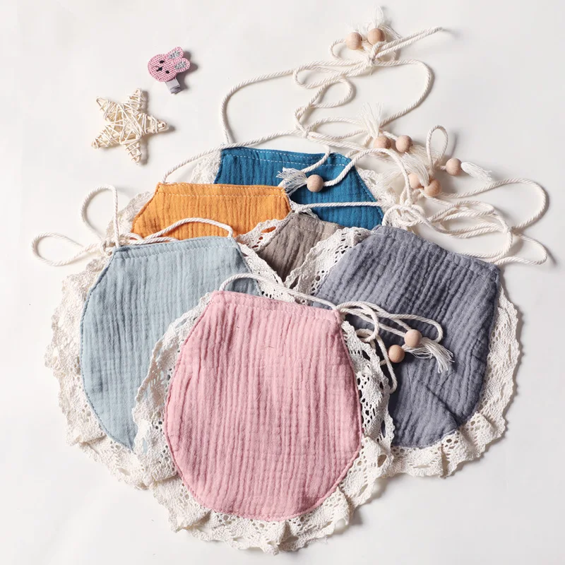 

1PC Fashion Cotton Bibs Lace Bow Baby Bibs Slabbetjes Cute Girls&Boys Feeding Burp Cloth Infant Bibs Waterproof Saliva Towels