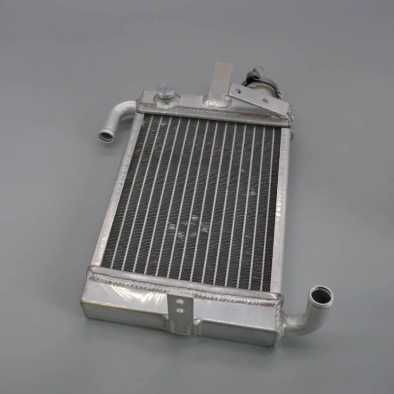 Фото 100cc jog100 скутер gy6 двигатель 110cc 125cc мотоцикл алюминиевый радиатор масляный радиатор для suzuki honda yamaha rsz DIO JOG DR125 №3