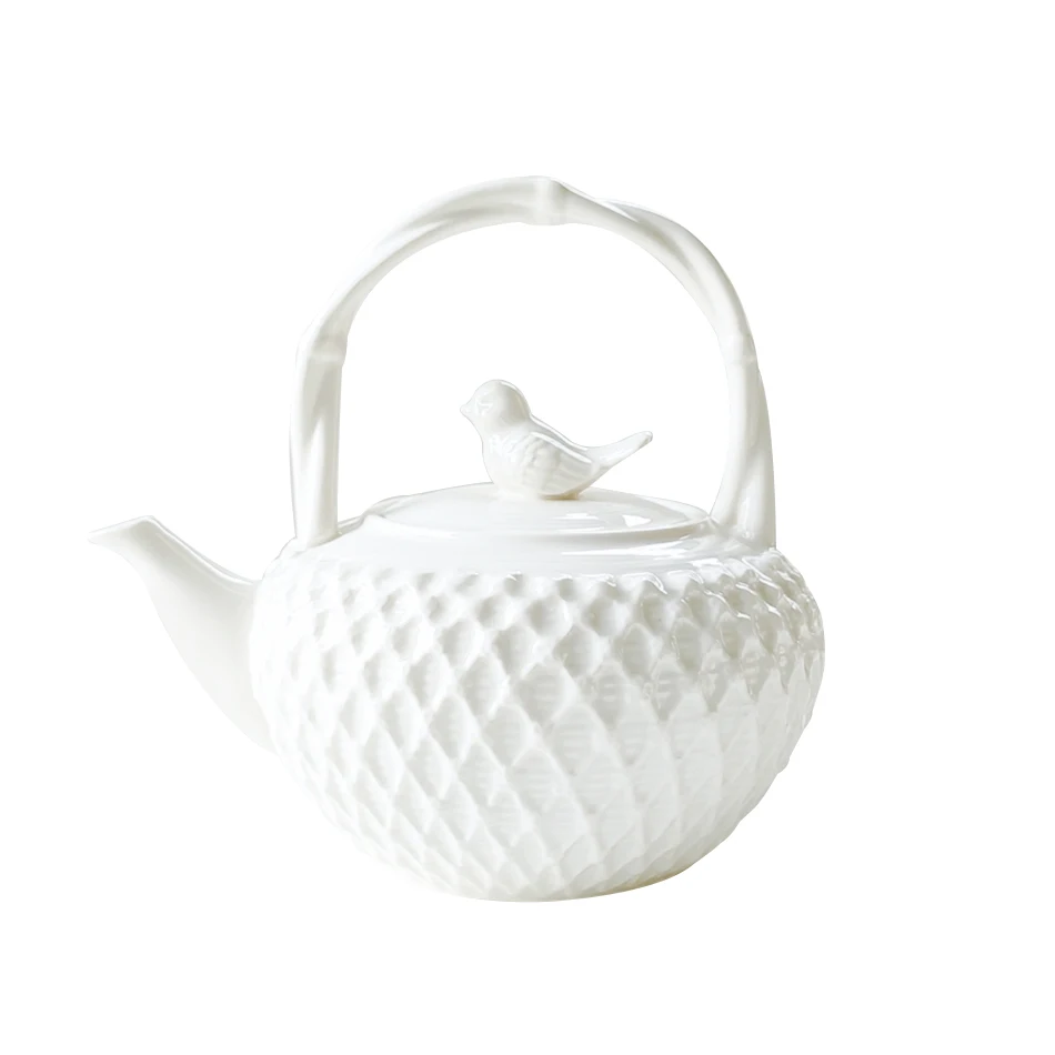 

Kitchen,Dining & Bar