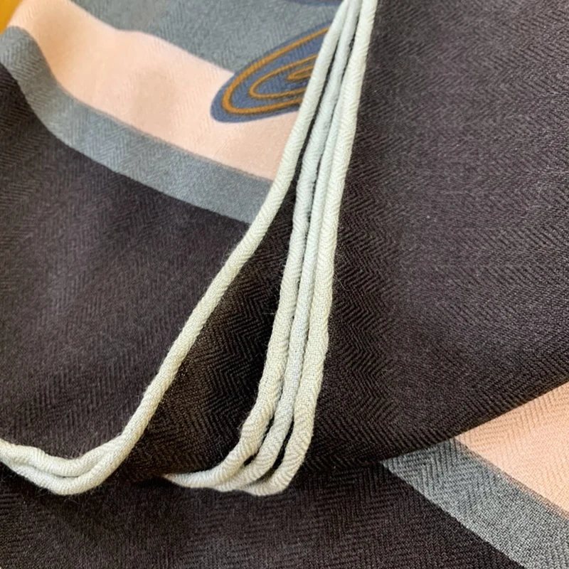 

70% Cashmere 30% Silk Scarf Women Fashion Thin Shawl Stole Tribal Style Tree Print Kerchief Pashmina Bufanda 135*135cm