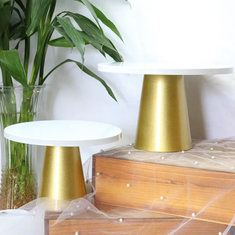 

Metal Iron Cake Stand Round Pedestal Dessert Holder Cupcake Display Rack Bakeware for Birthday Wedding Party