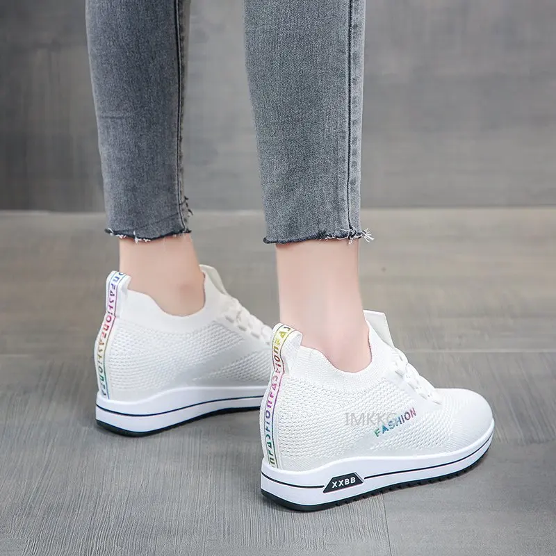 Кроссовки женские на скрытой танкетке дышащие сетчатые повседневная обувь