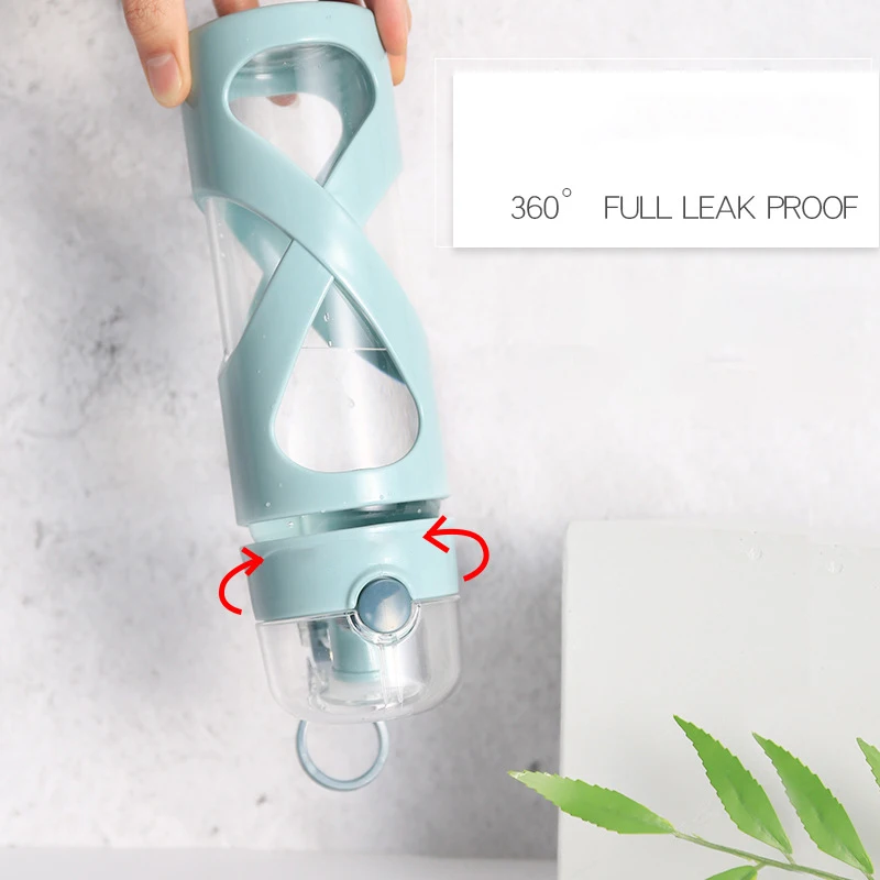 Стеклянная бутылка для воды объемом 17 унций с легкой откидной крышкой и рукавом