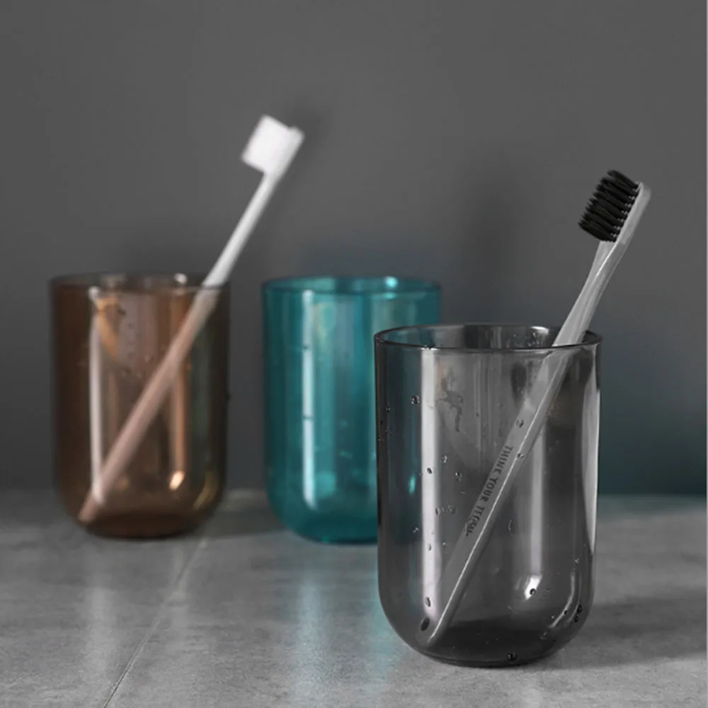 

Пластиковая прозрачная чашка для мытья полости рта