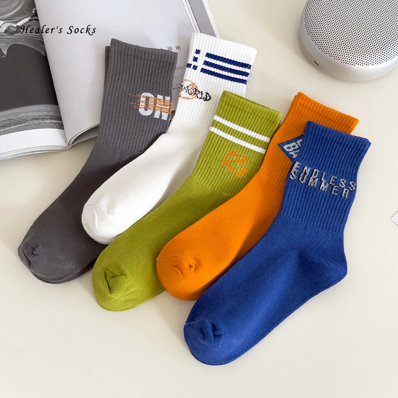 

Новые Индивидуальные спортивные мягкие мужские и женские носки с надписью, хлопковые Дышащие Модные длинные смешные носки в стиле Харадзюк...