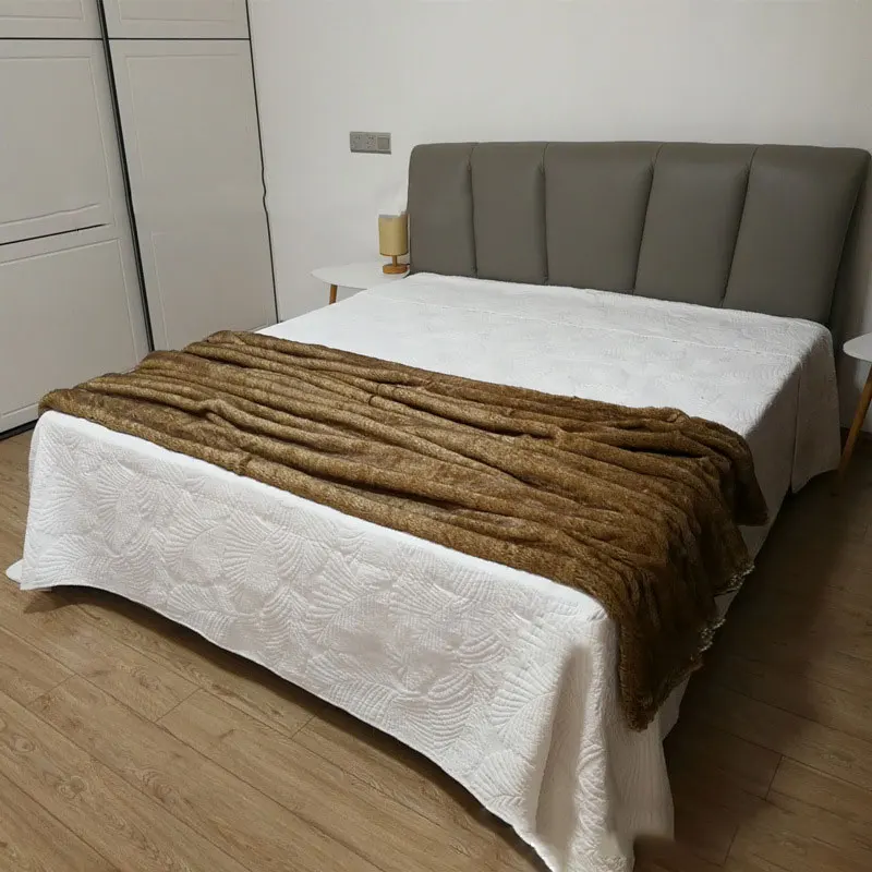 売却 フェイクファーブランケットカスタムサイズのウサギの毛皮ブランケット動物マットレス