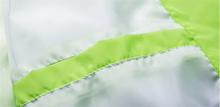 Ветровка мужская с капюшоном тонкая спортивная куртка на молнии верхняя одежда