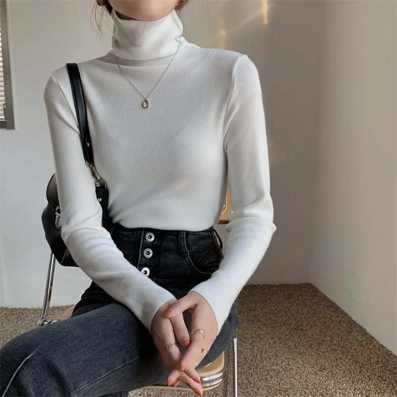 Базовый свитер с высоким воротником для отдыха приталенный уютный вязаный