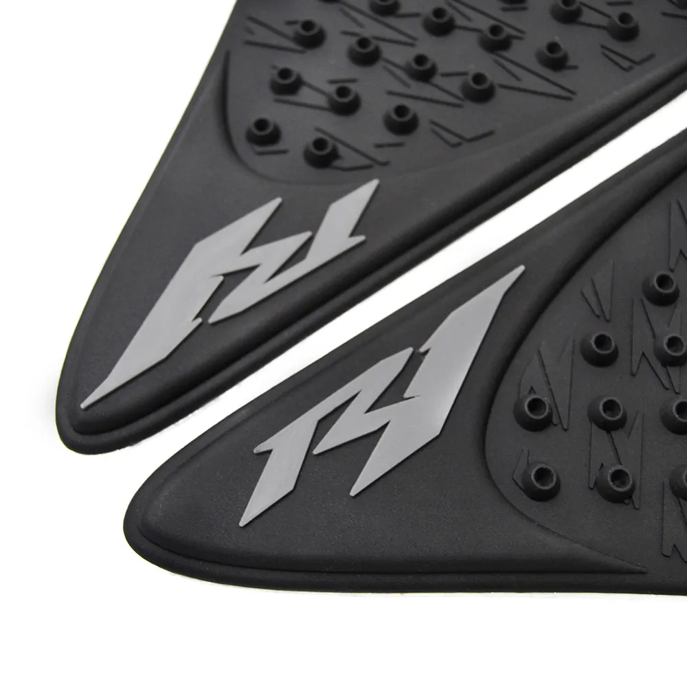

Motorcycle Anti slip sticker Tank Traction Pad Side Knee Grip Protector for Yamaha YZF-R1 YZF-1000 YZFR1 YZF1000 2007-2008