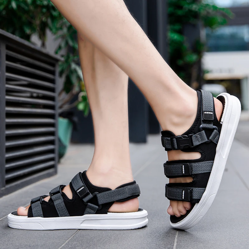

2021 New Arrival Sandals For Men Gray Red Outdoor Beach Shoes Mens Comfortable Trekking Men Sandals Ankle-Wrap Walking Sandals