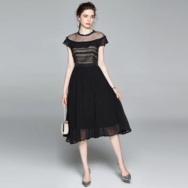 

2020 New Summer Women Dress High Quality Runway Hollow Out Lace Chiffon Patchwork Black Pleated Long Dress Elegant Dress