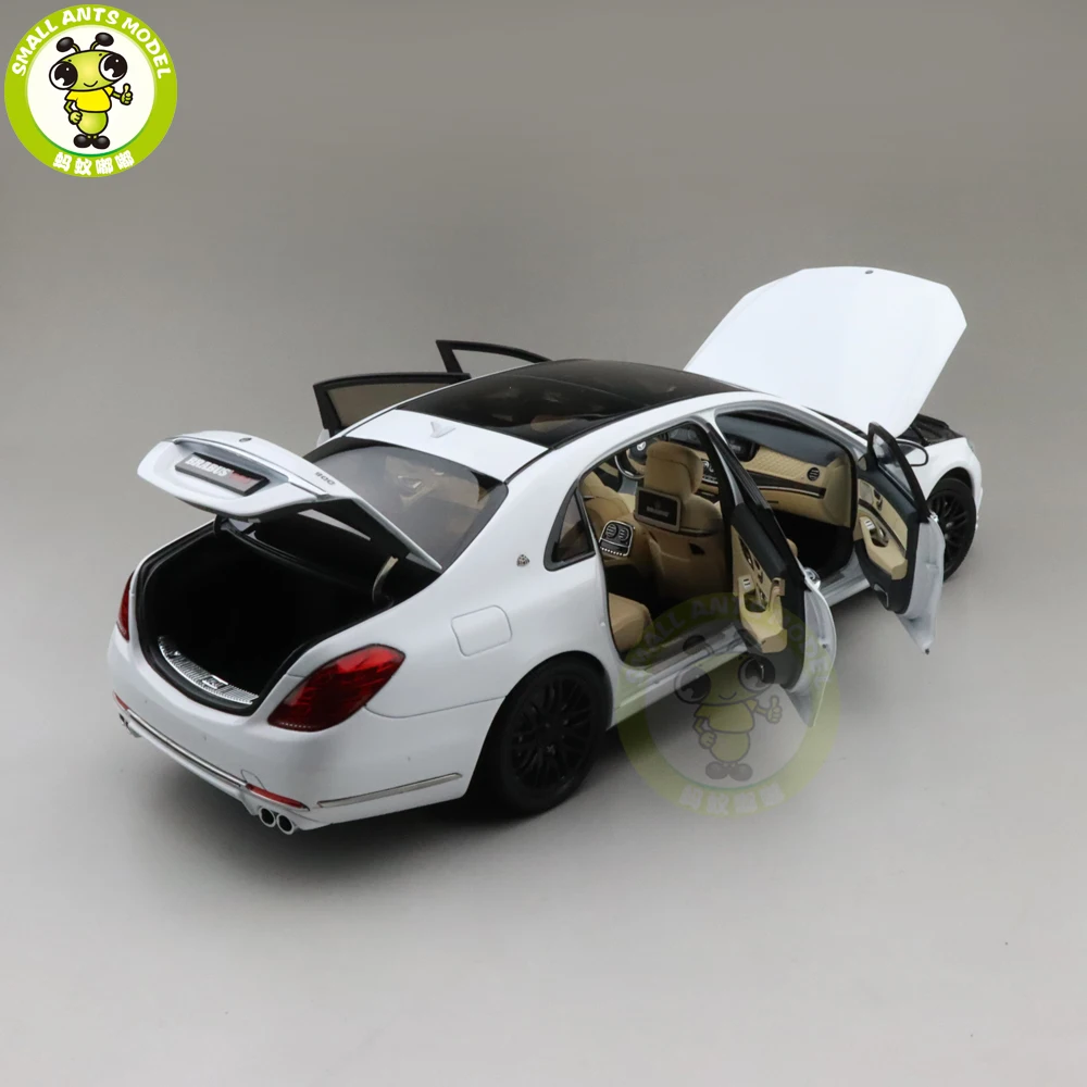 1/18 почти Реальная Модель автомобиля 900 S класса литая под давлением модель