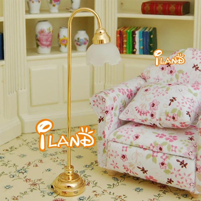 

1/12 Dollhouse Miniature Floor Lamp LED Light 3V Flower Shade With Switch Battery Operated For Living Room Bed Room LF015E
