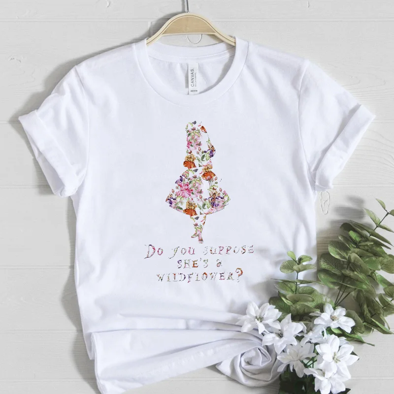

Alice In Wonderland Print T Shirt Female Aesthetic Girl and Rabbit Graphic Tees Women Tshirt Harajuku 100%Cotton Clothes T-shirt