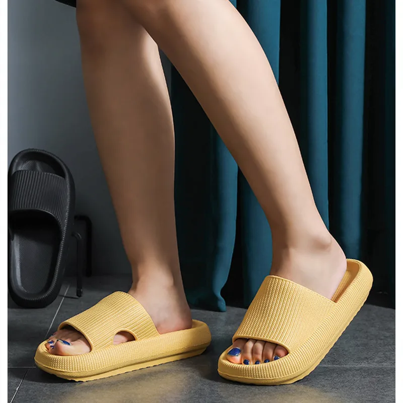 Сверхмягкие домашние тапочки нескользящая толстая подошва для ванной и душа