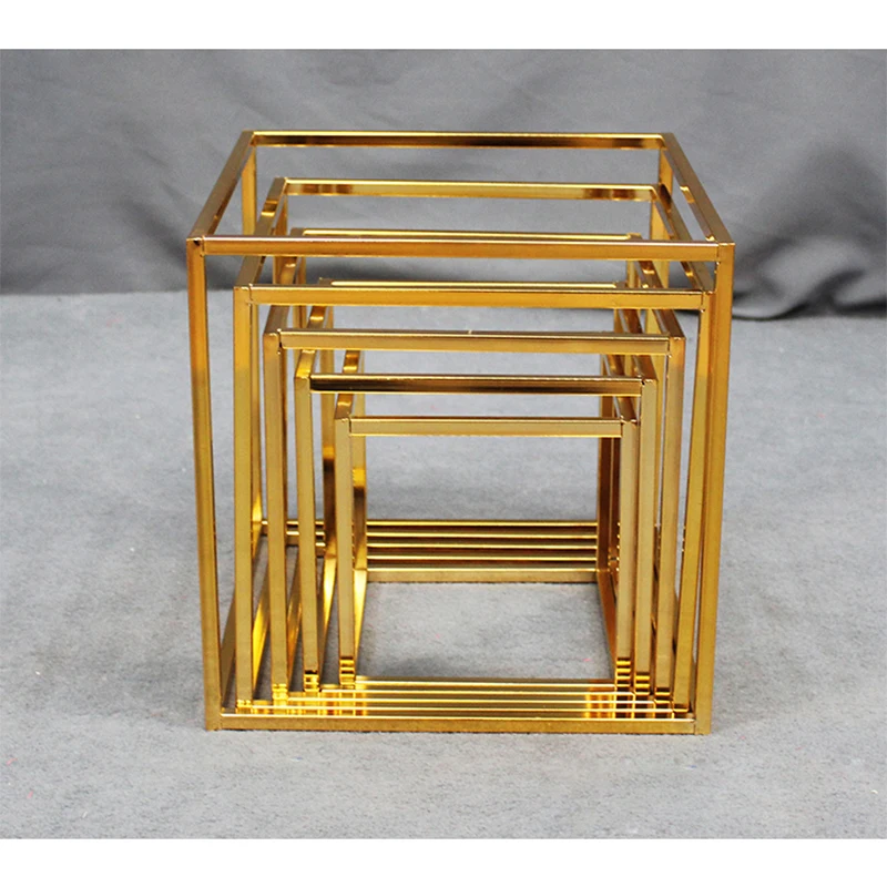Квадратная Металлическая Свадебная подставка с блестящим золотым покрытием
