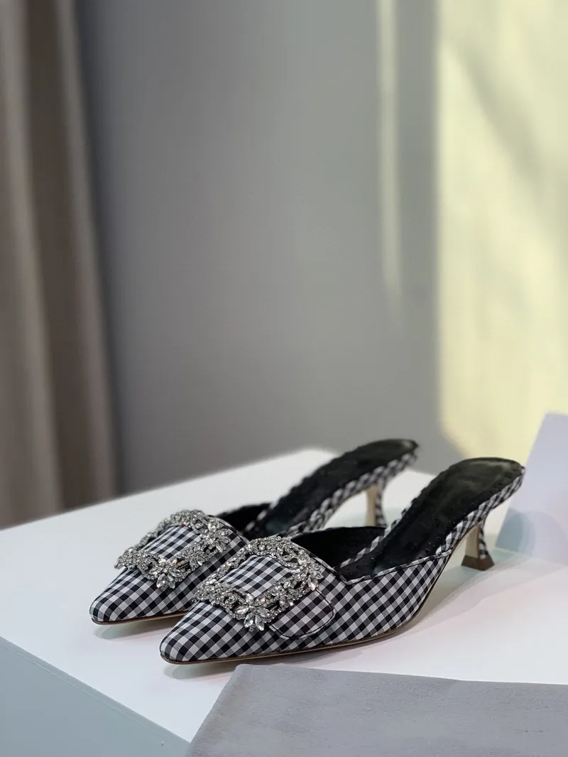 

Women's Shoes