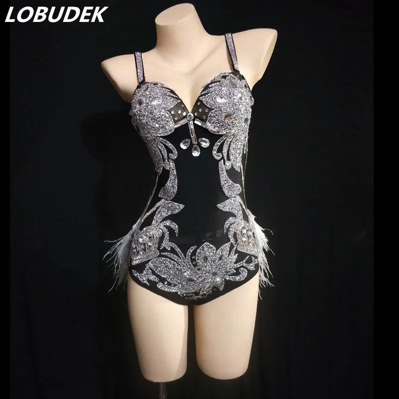 

К требованиям заказчика; Сверкающие Стразы Перо золотистый и Черный Боди для женщин пикантные одежда для сцены DJ певица, туфли для танцев на...