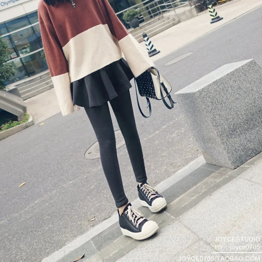 

Autumn and winter women wear fake two-piece leggings plus velvet pleated skirt