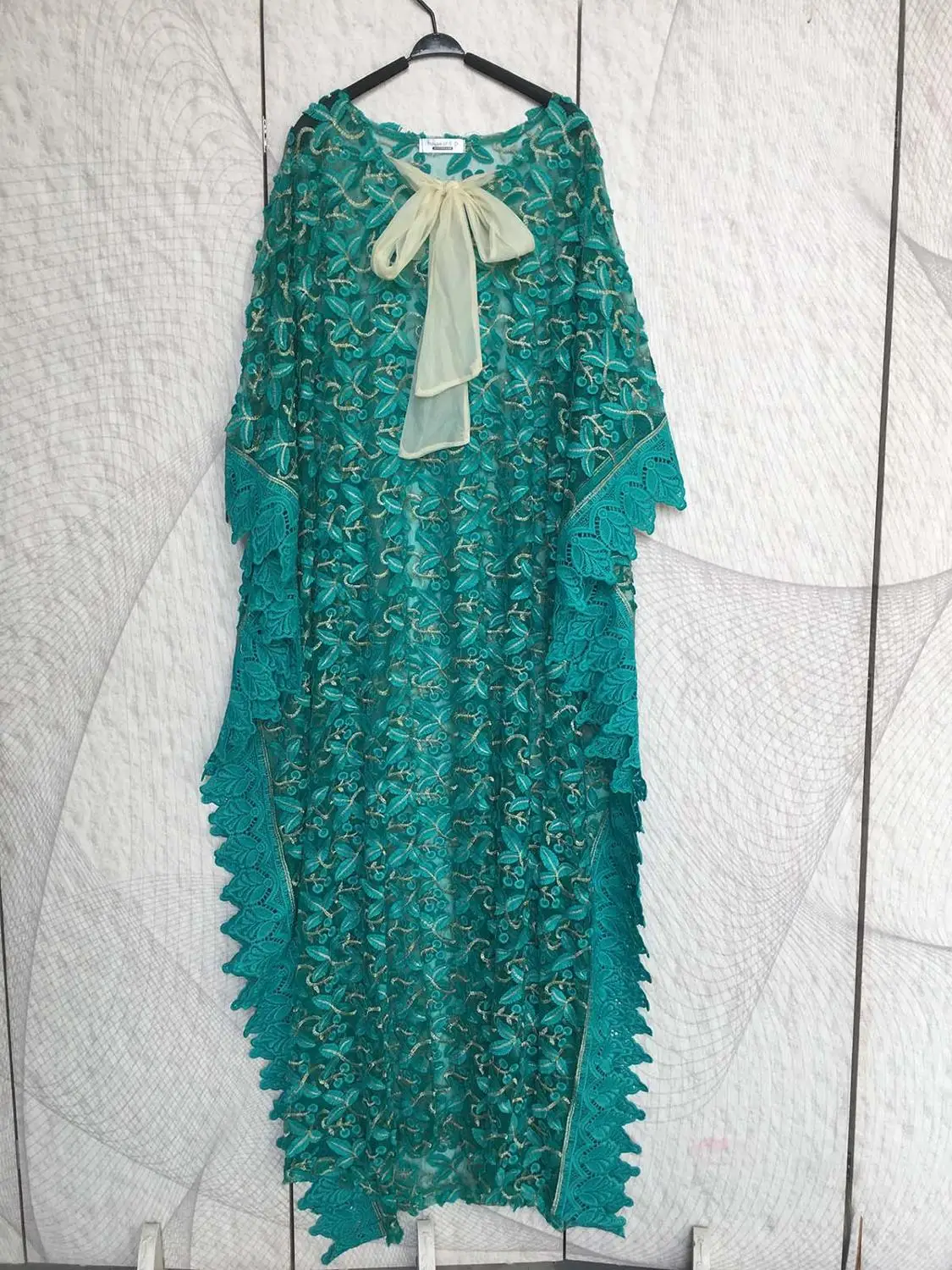 Flower Lace Embroidery Loose Round Neck Bat Sleeve Muslim Gown African Women clothes African dress ROM80197