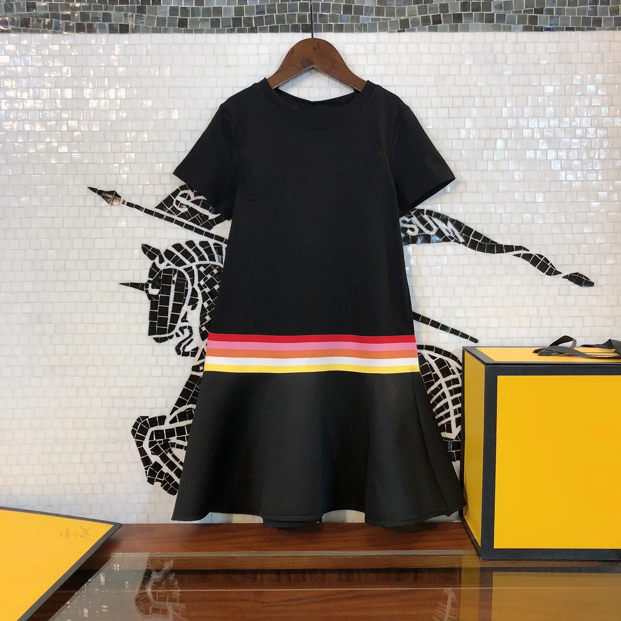 

Girls' fluffy dresses 2021 new summer dresses small fragrance children's clothing children's foreign-style baby princess skirts