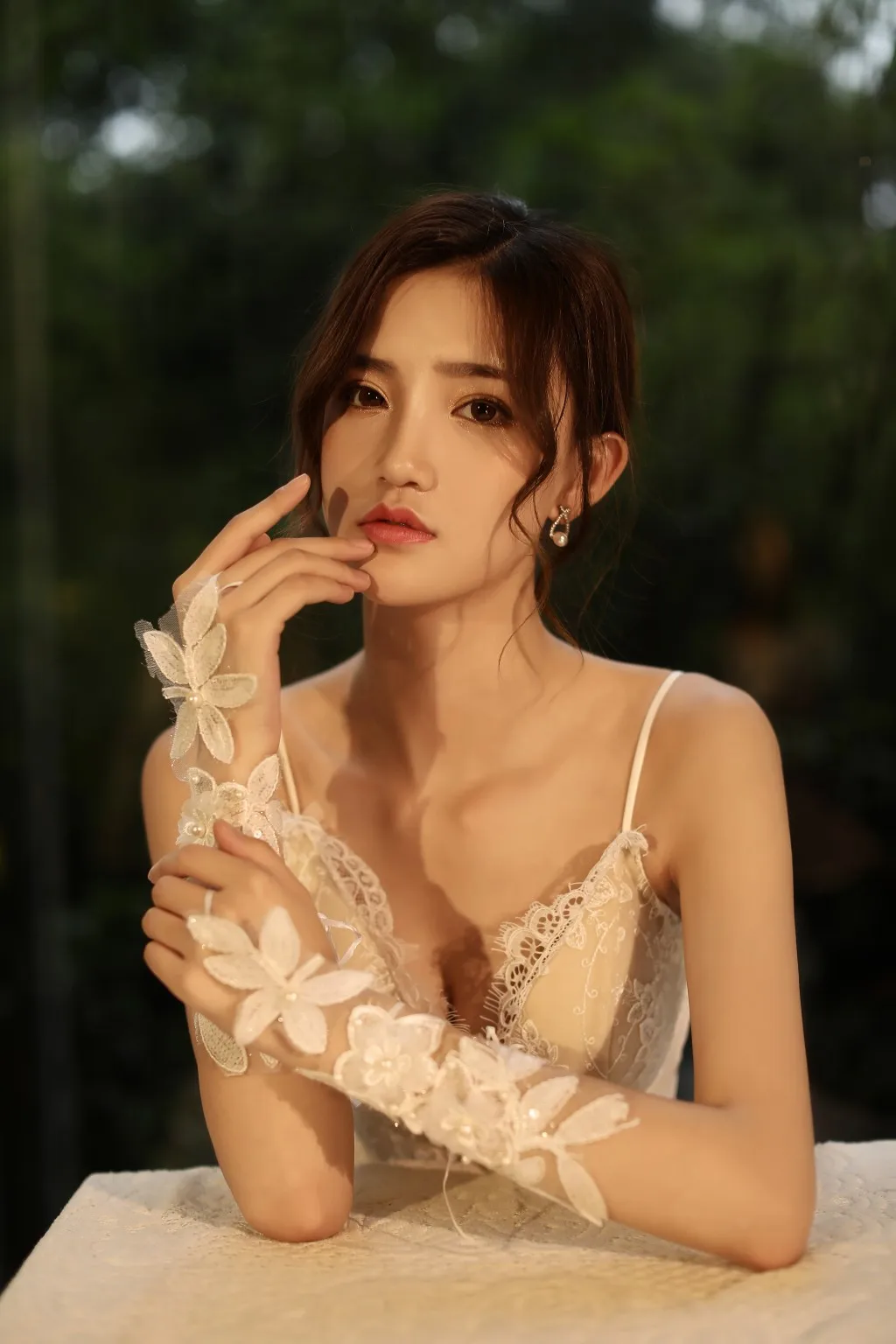 Новый дизайн белые кружевные свадебные перчатки принцессы Модные женские