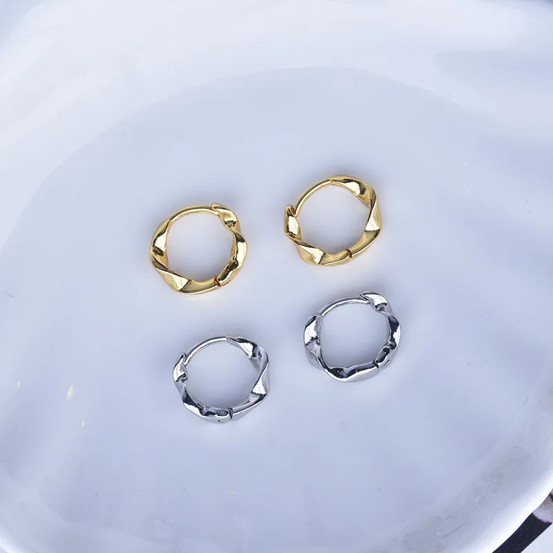 

Girls' Simple Small Hoop Earrings Spiral Tiny Twisted Huggies Lovely Charming Earring Piercing Elegant Female Earring Jewelry