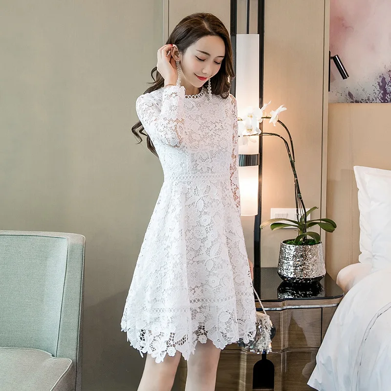 

Blast Hot Lace Lady Dress