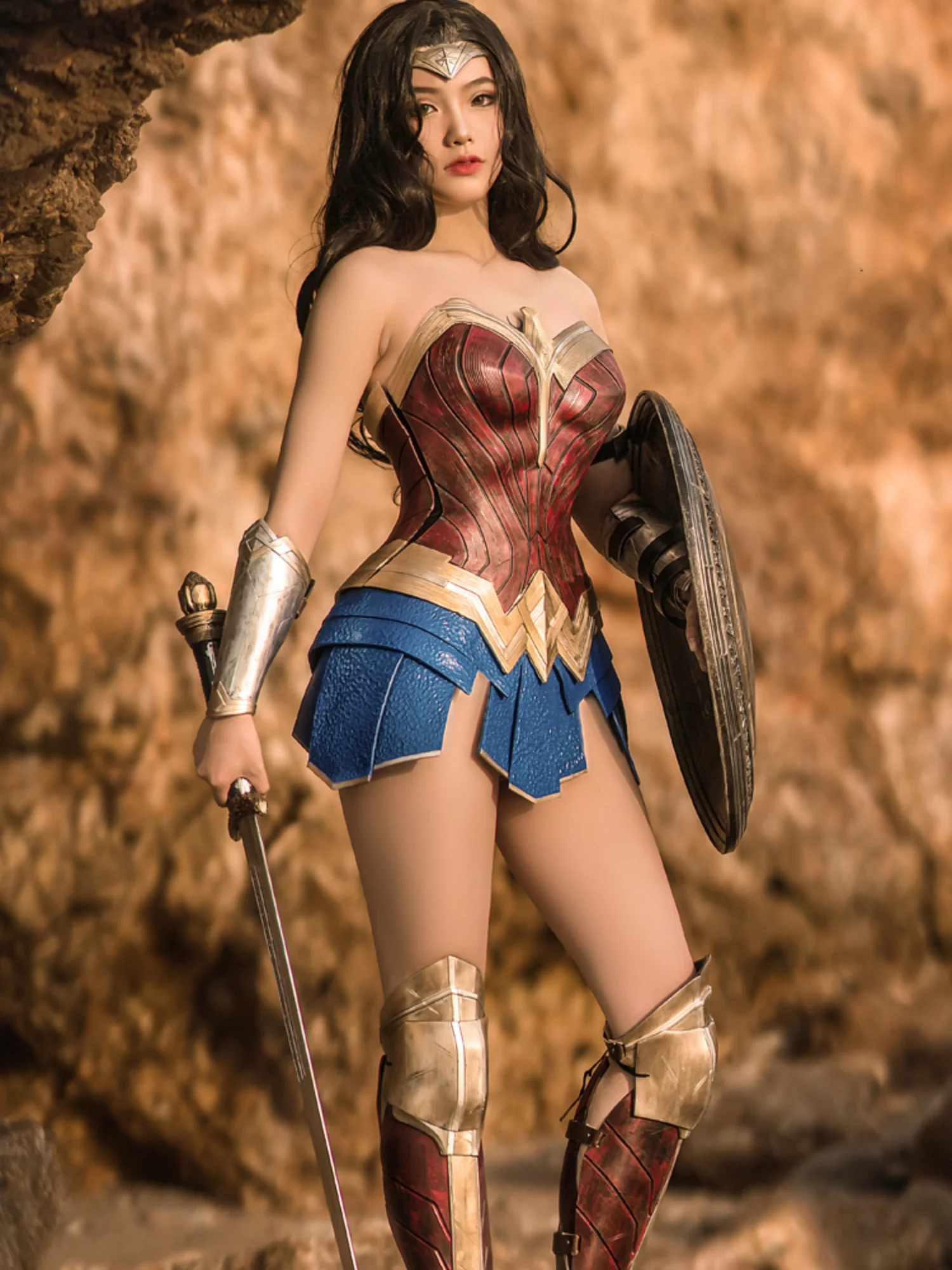 

Zq юстиция женщина фильм богиня Косплей Набор Хэллоуин реквизит