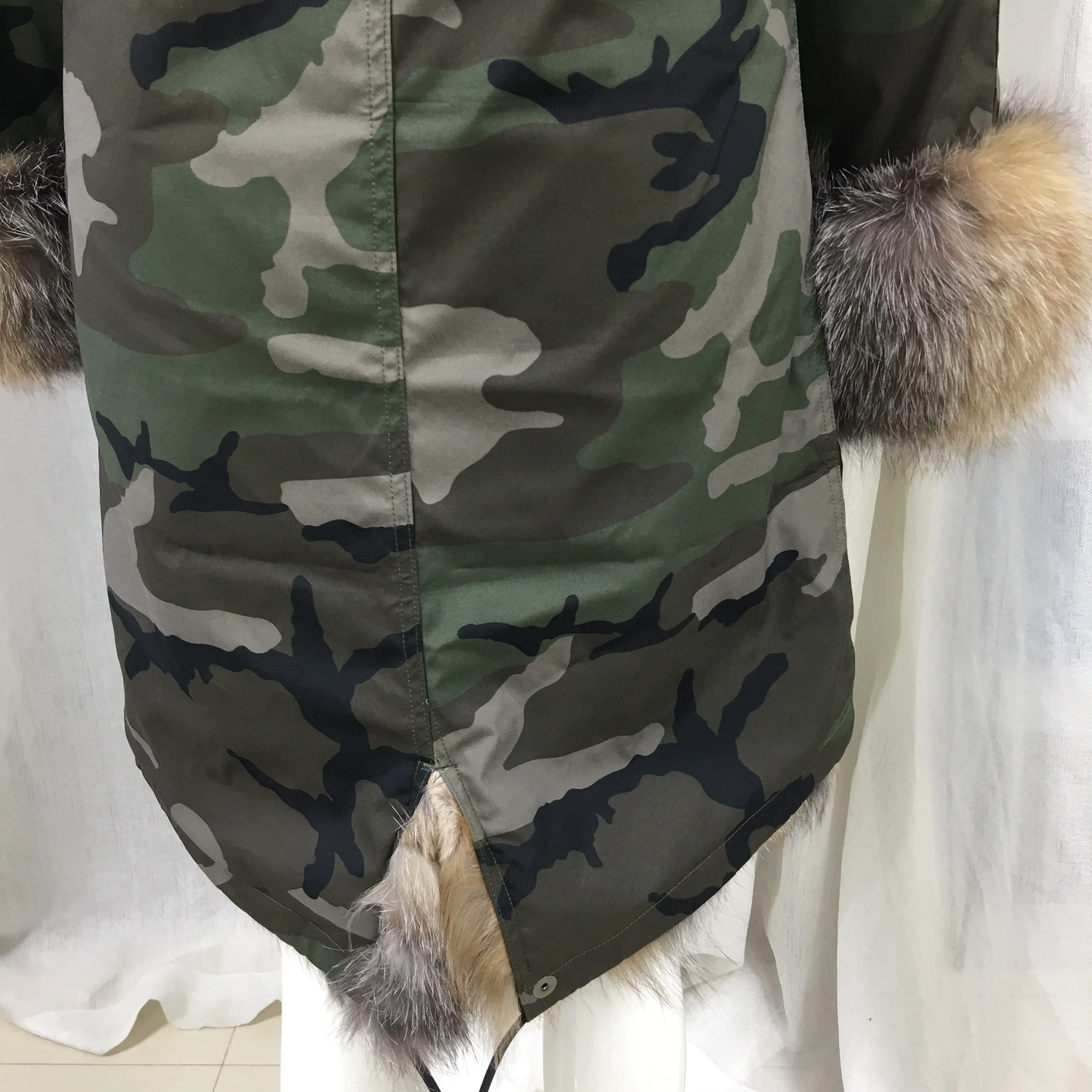 Army falge army green специальный дизайн с лисьим мехом зимняя новая коллекция меховые пальто