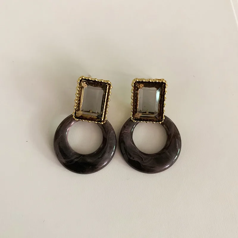 

Korea 2020 New retro minimalist acrylic resin stud earrings baroque cubic zirconia multicolor jewelery for women accessories