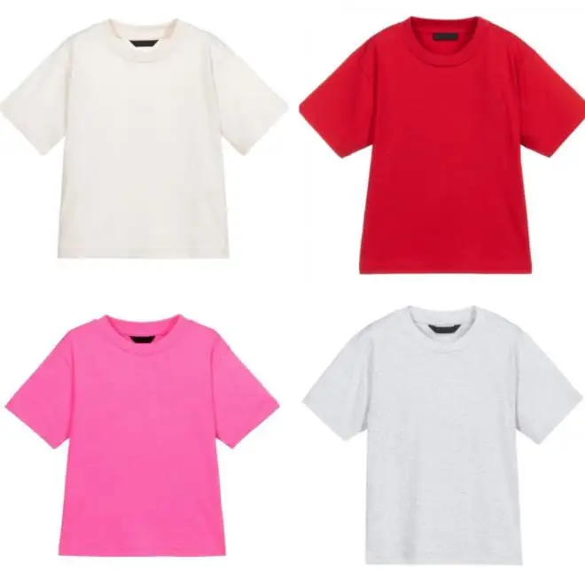 

Small letters Boys and girls short sleeved T-shirts