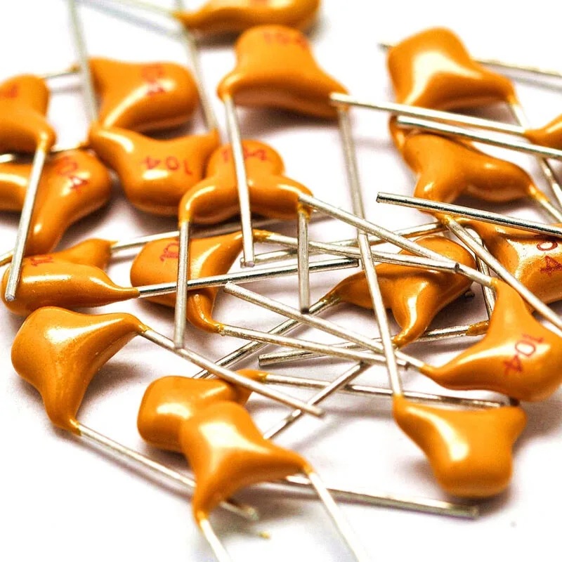 Монолитный керамический конденсатор 100 штук 50 В 10 пФ ~ 10 мкФ 22 пФ 47 нФ 220 нФ 1 нФ 4.7 мкФ 1 мкФ 100 нФ 330 нФ 0.1 мкФ 102 104 105 106 103 473 334 и т.д.