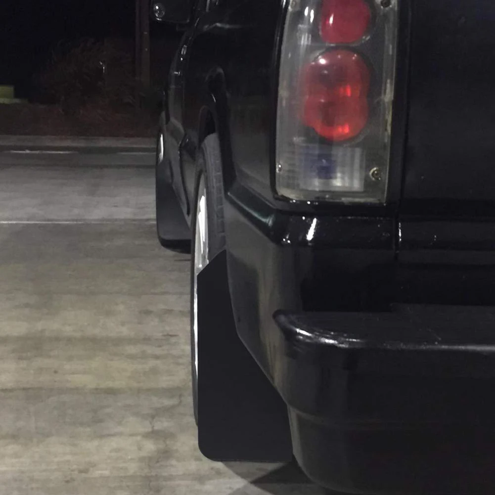 

4PCS Car Universal Fender Splash Guard Protector With Fixing Screw Car Protection Accessories Fender