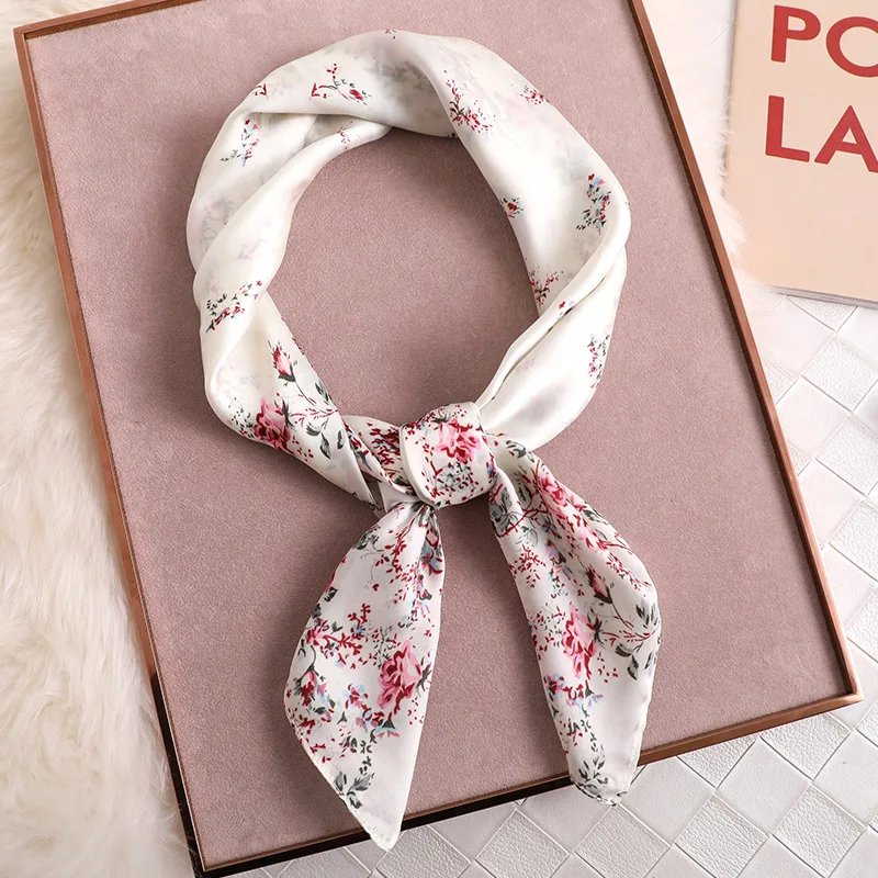 Роскошные женские шарфы 2020 Новые квадратные 70 см Цифровой принт с цветочным