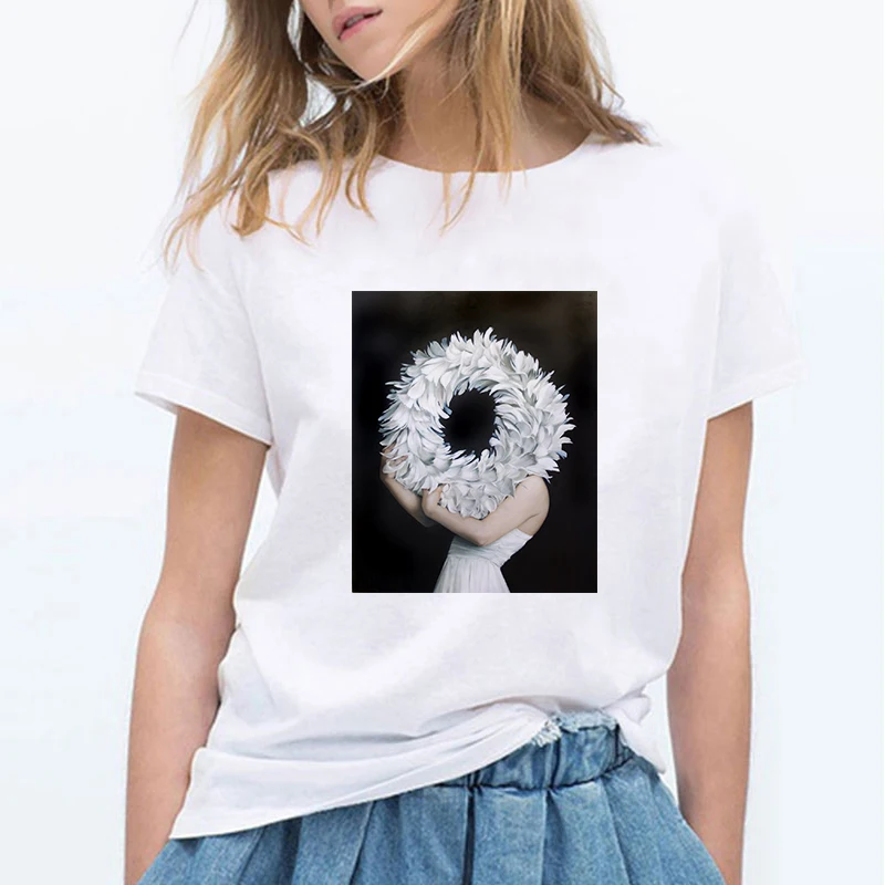 Lus Los Красивая маленькая свежая леди осваивает новый круглый воротник хлопок