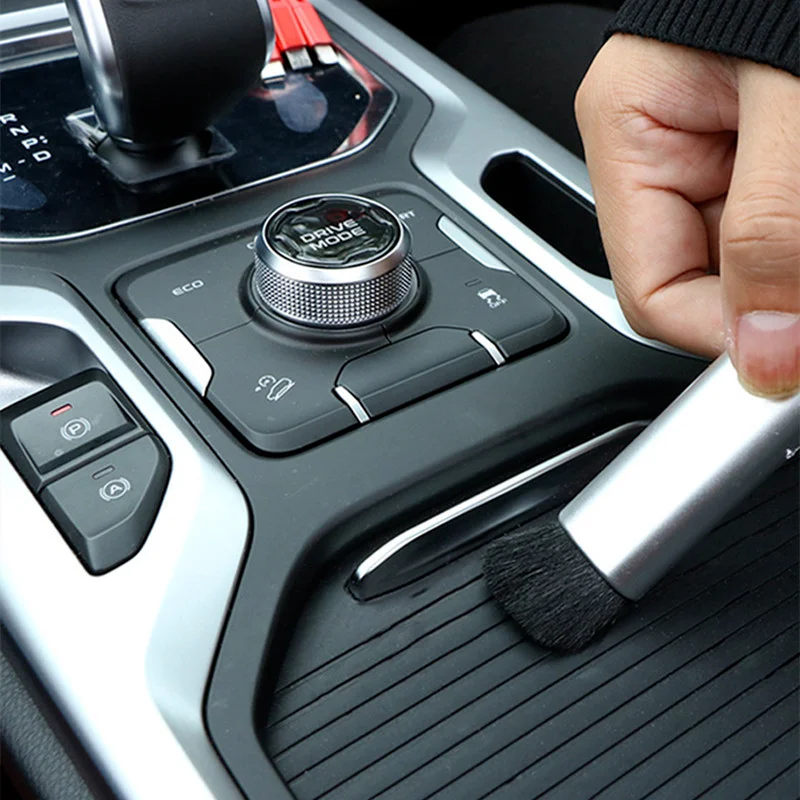 

1Pcs Car Retractable Cleaning Brush Conditioning Air Outlet Dashboard Gap Dust Conditioner Computer keyboard Clean Soft Brushes