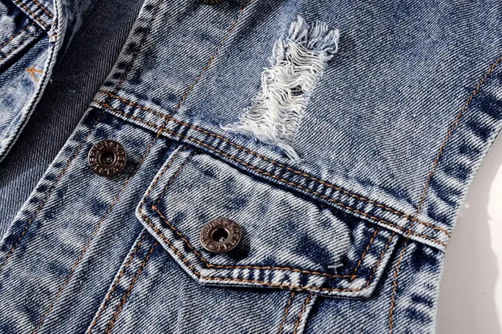 

2019 autumn new Korean fashion hole sleeveless denim vest women short design waistcoat jacket tide r1985